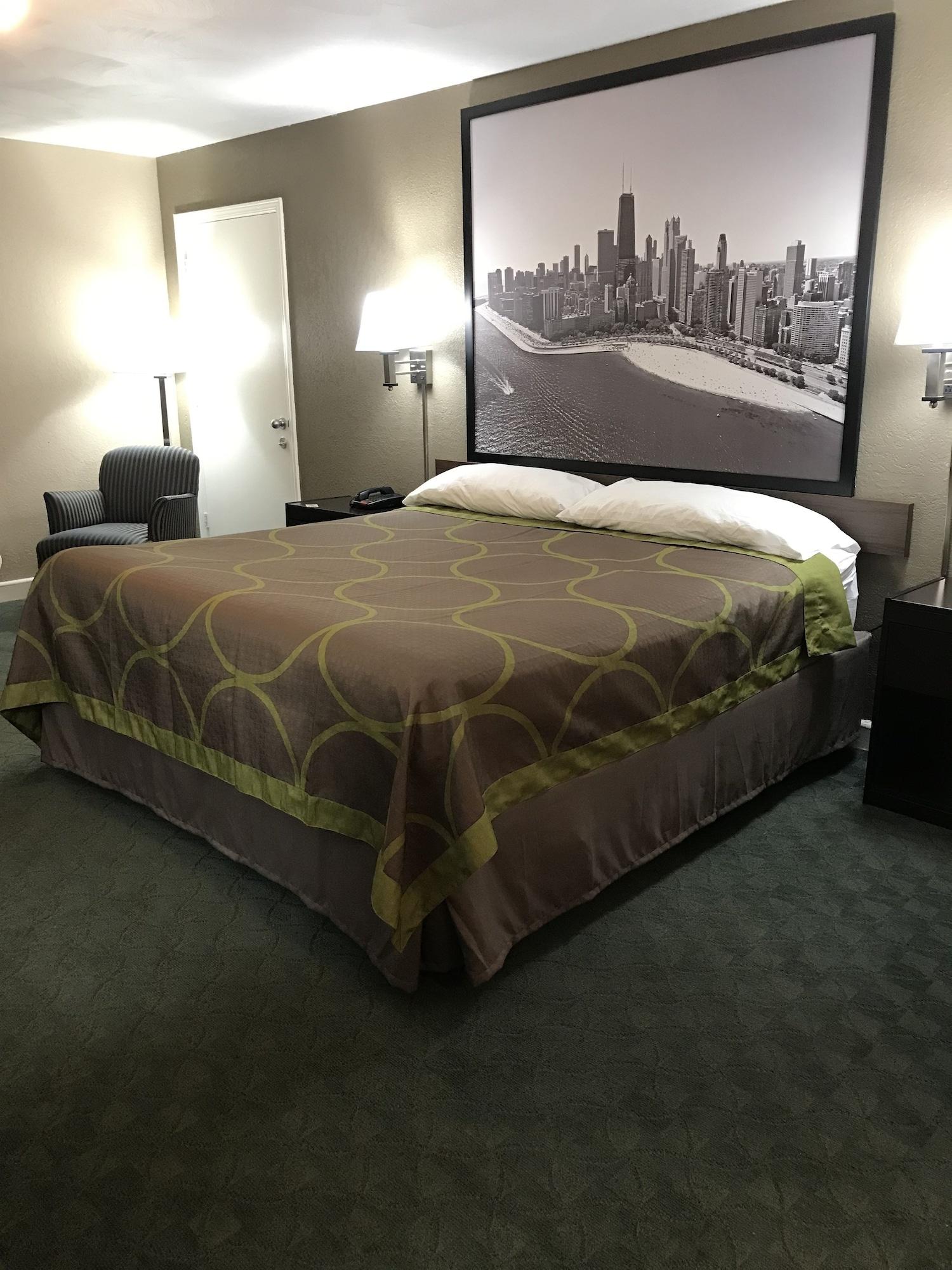 Super 8 By Wyndham Il Hotel 2*