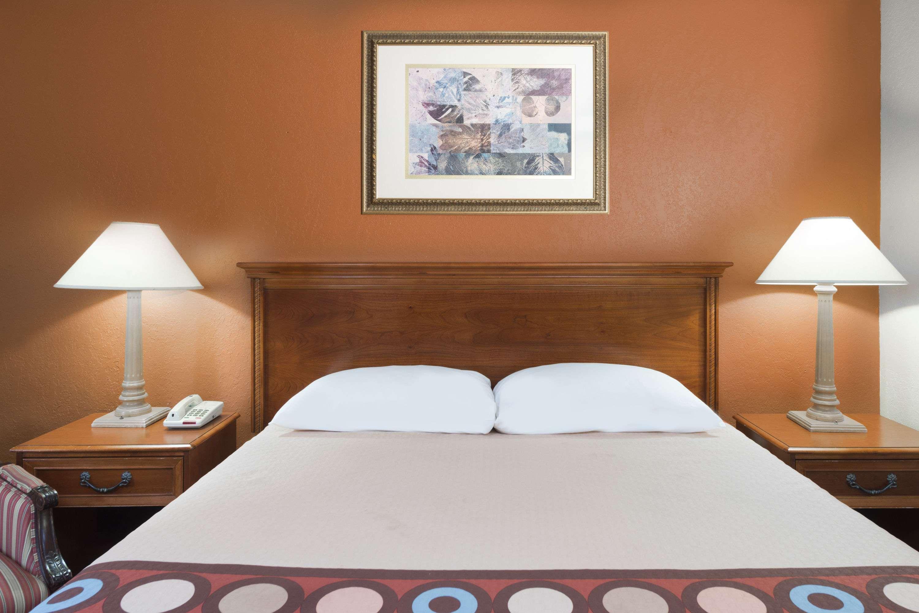 Super 8 By Wyndham Il Hotel Taylorville