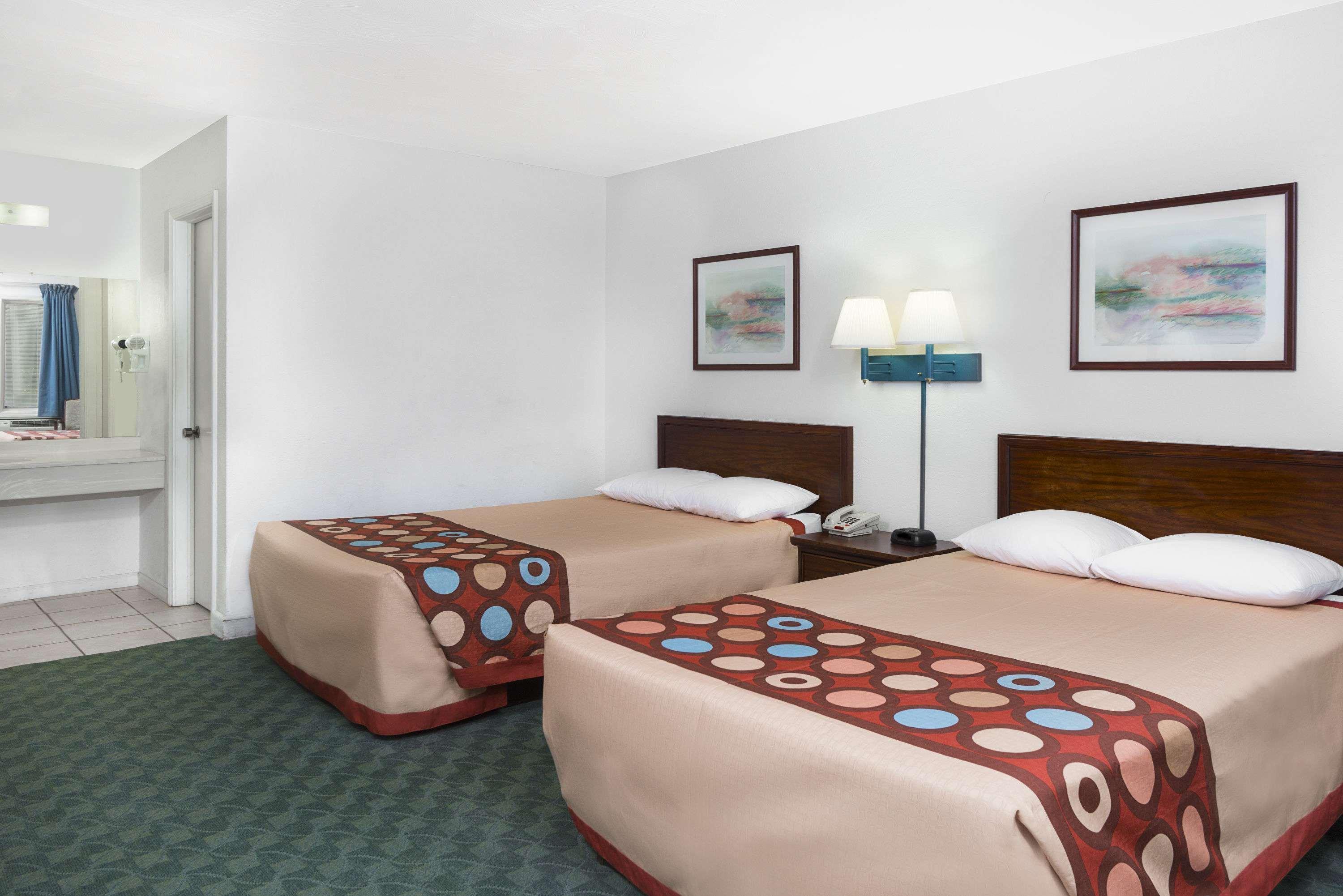 Hotel Super 8 By Wyndham Il Taylorville